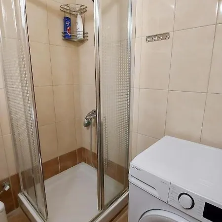 Aqua Sunset Apartment *