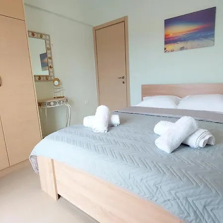 Aqua Sunset Apartament